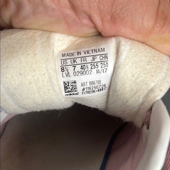 adidas gazelle Pink Suede Sneakers size 8.5 - Picture 11 of 13